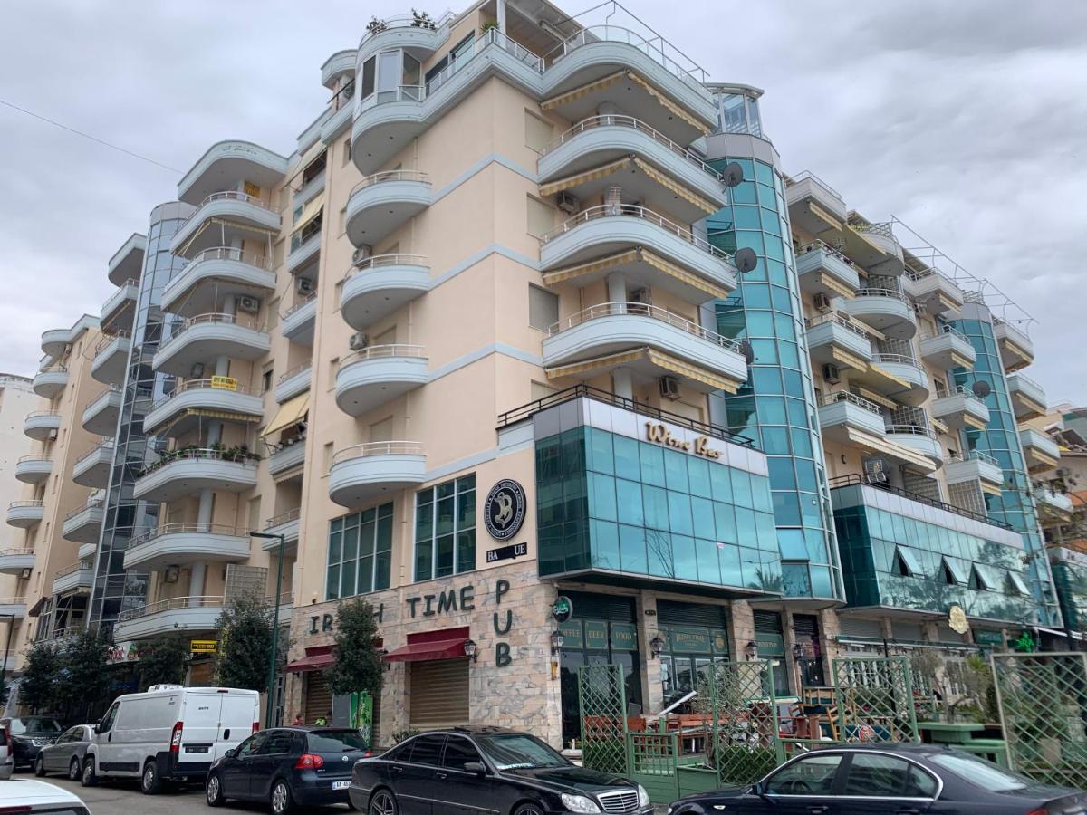 Tony Apartment Vlorë エクステリア 写真