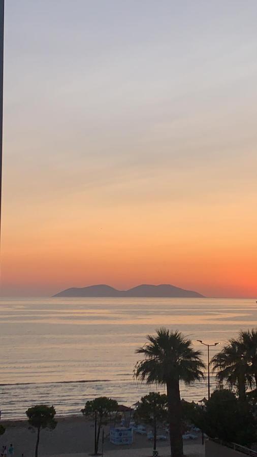 Tony Apartment Vlorë エクステリア 写真